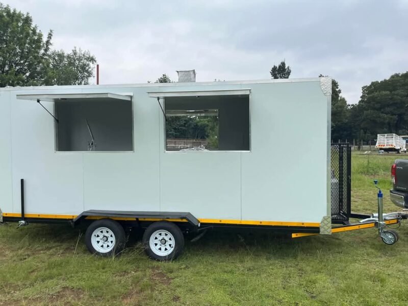 4m Mobile Kitchen double Axle
