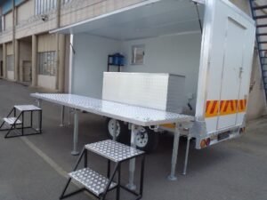 STAGE UNIT_ Double Axle Braked Stage Unit